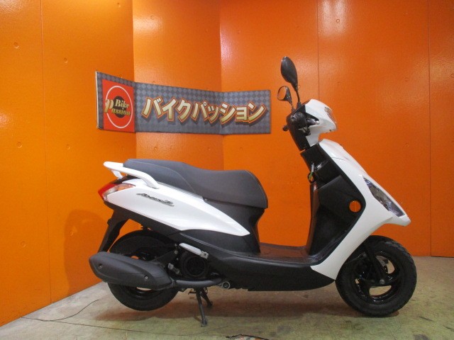 横から見てもこの通り状態グッド！！外装も樹脂もマフラーも写真の通り綺麗な一台ですよ！！本部長決済価格